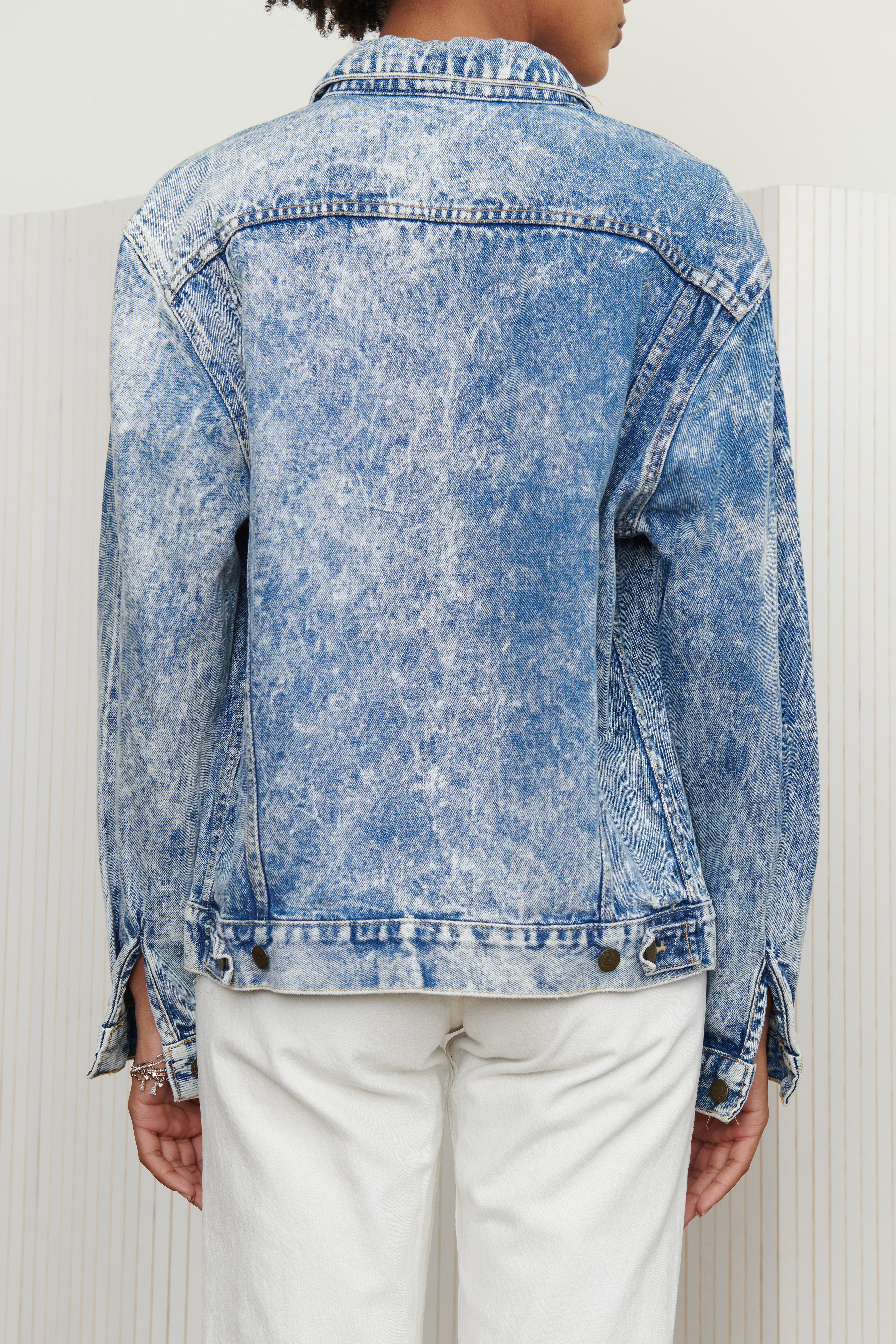 GUESS Acid Wash Denim Jacket SZ Small