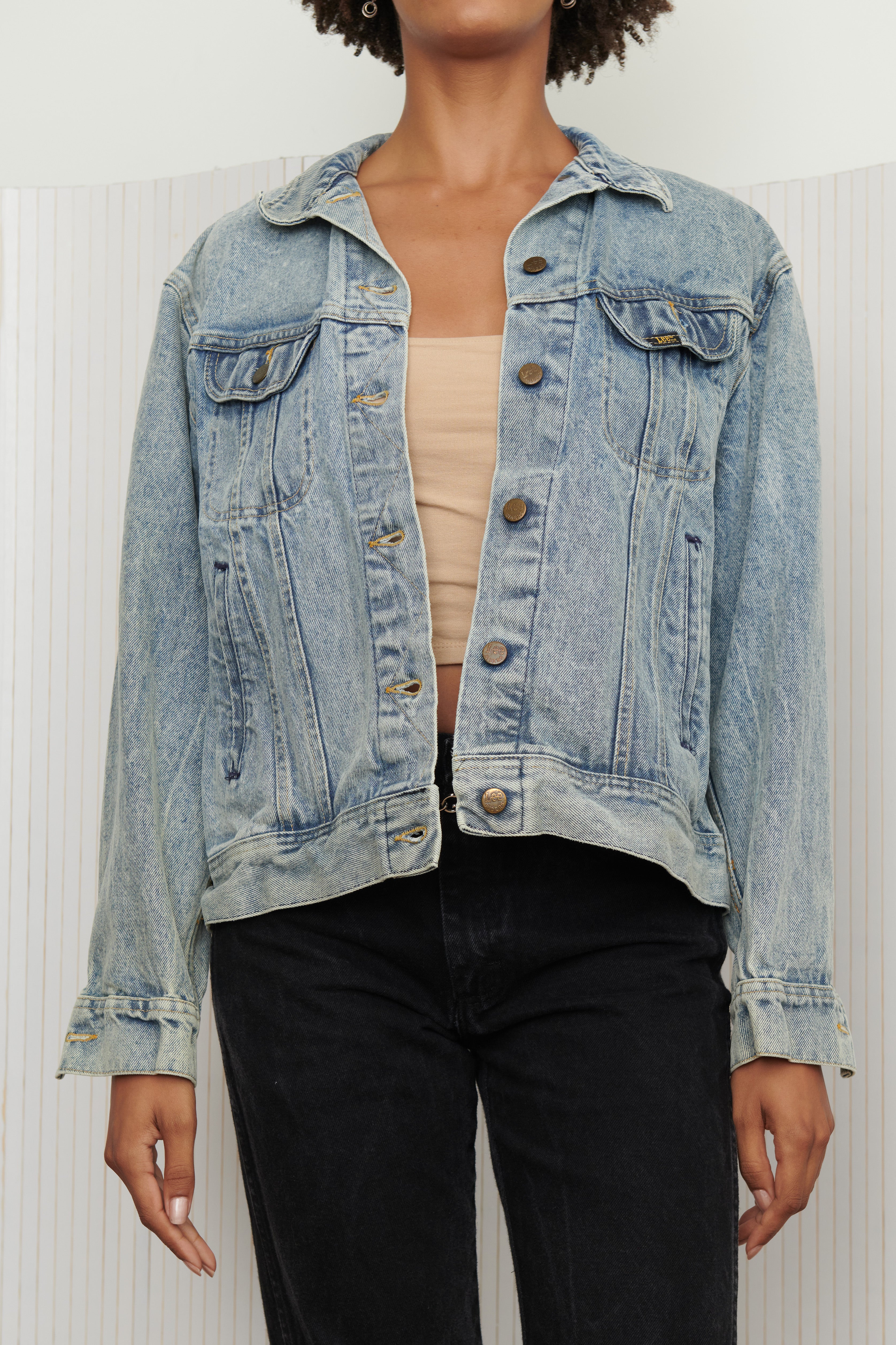 Lee Medium Wash Rounded Pocket Jacket SZ Medium