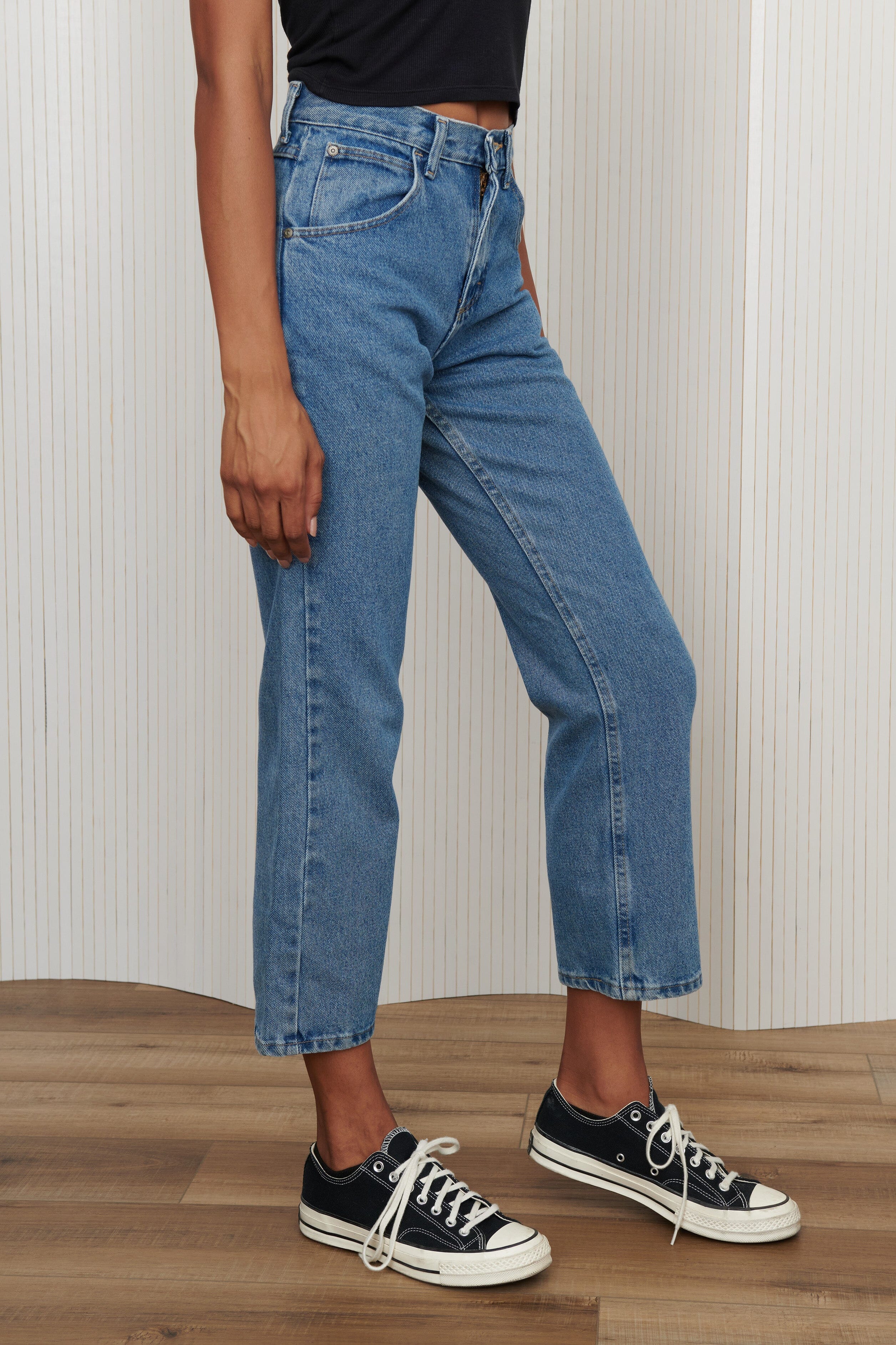 Wrangler Red Label Medium Wash Wide Leg Jeans SZ 26 Pant Wrangler