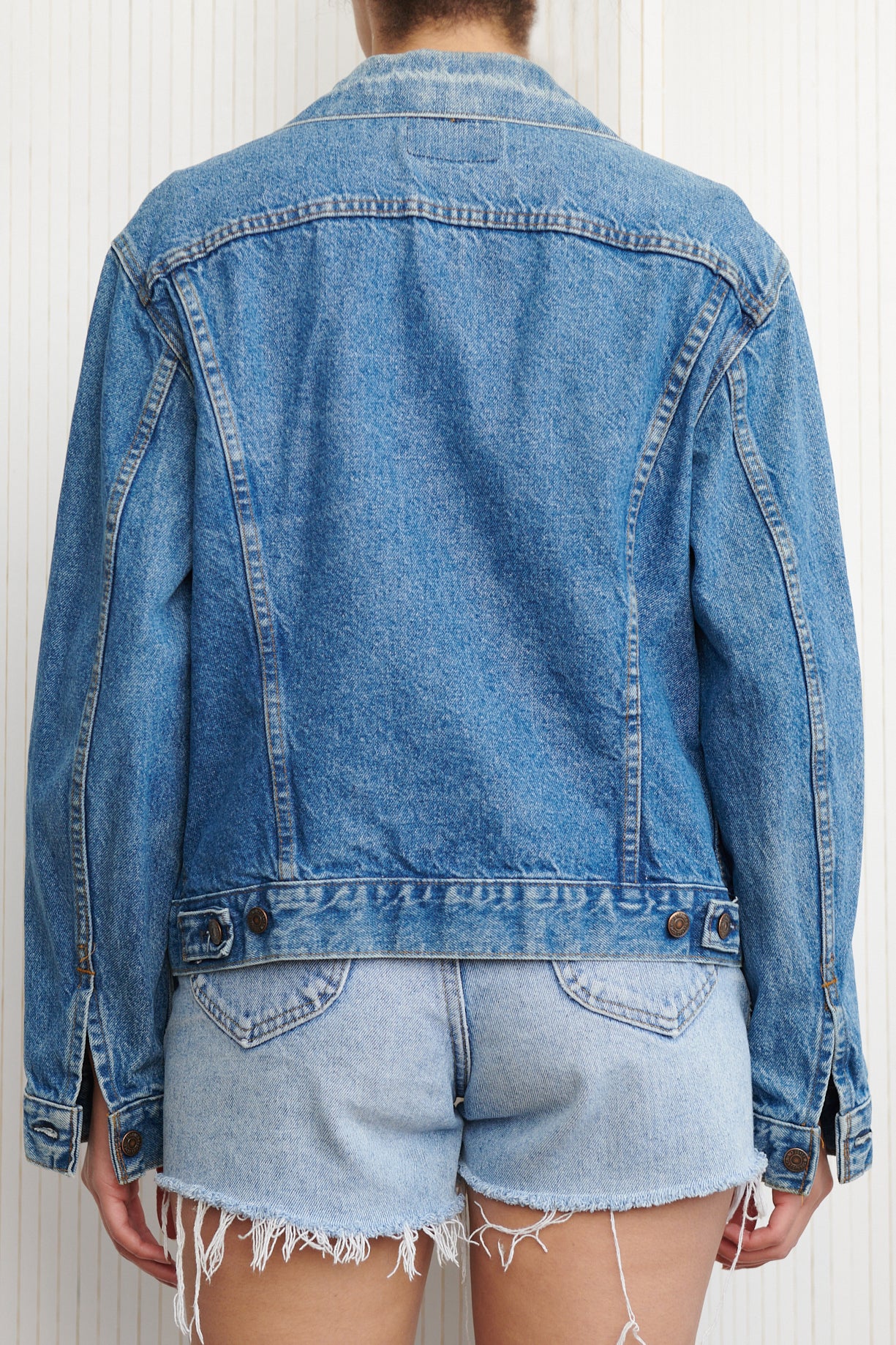 Levi's Washed Out Dark Wash Denim Jacket SZ Medium