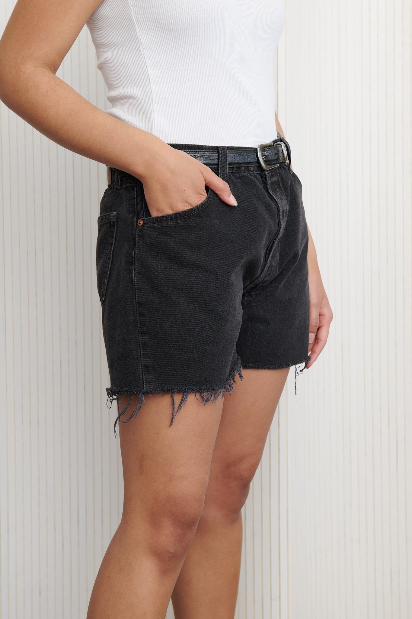 Black Levi’s Cut Off Shorts SZ 34
