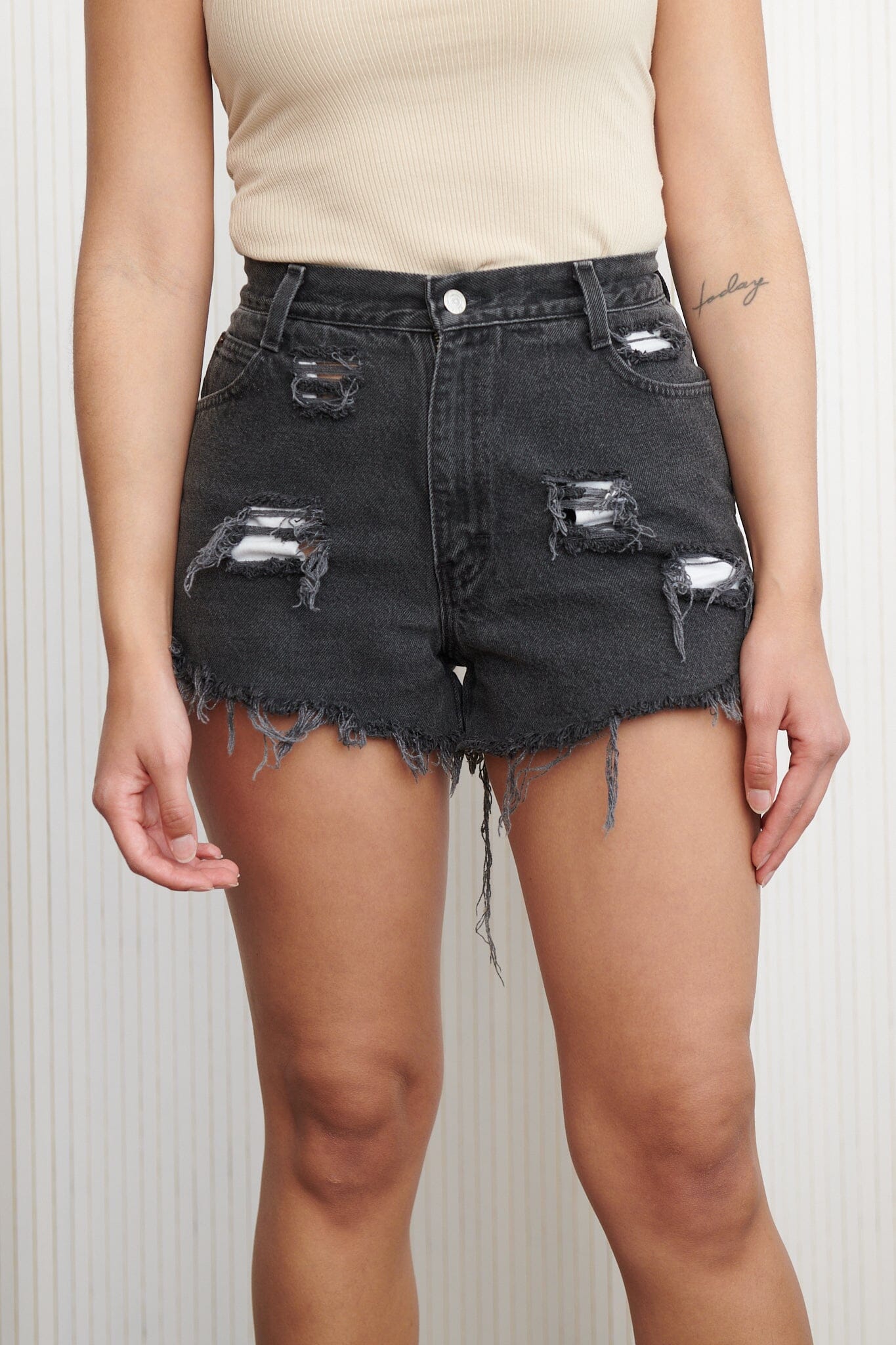 GITANO Black Distressed Cut Offs SZ 28 Shorts GITANO