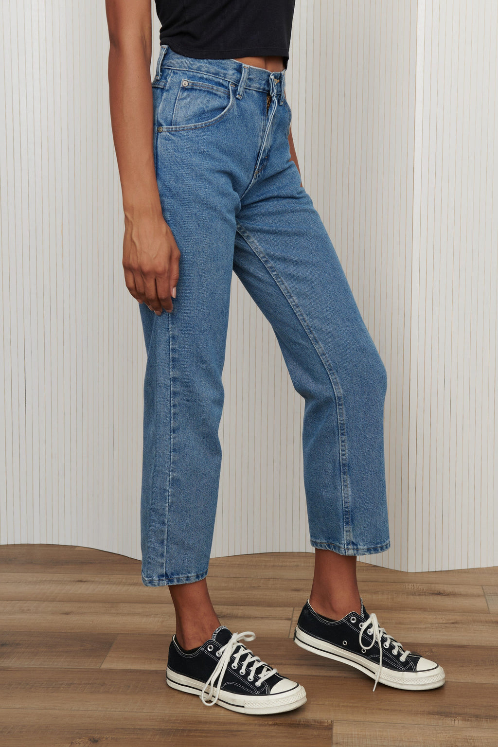 Wrangler Red Label Medium Wash Wide Leg Jeans SZ 26 Pant Wrangler