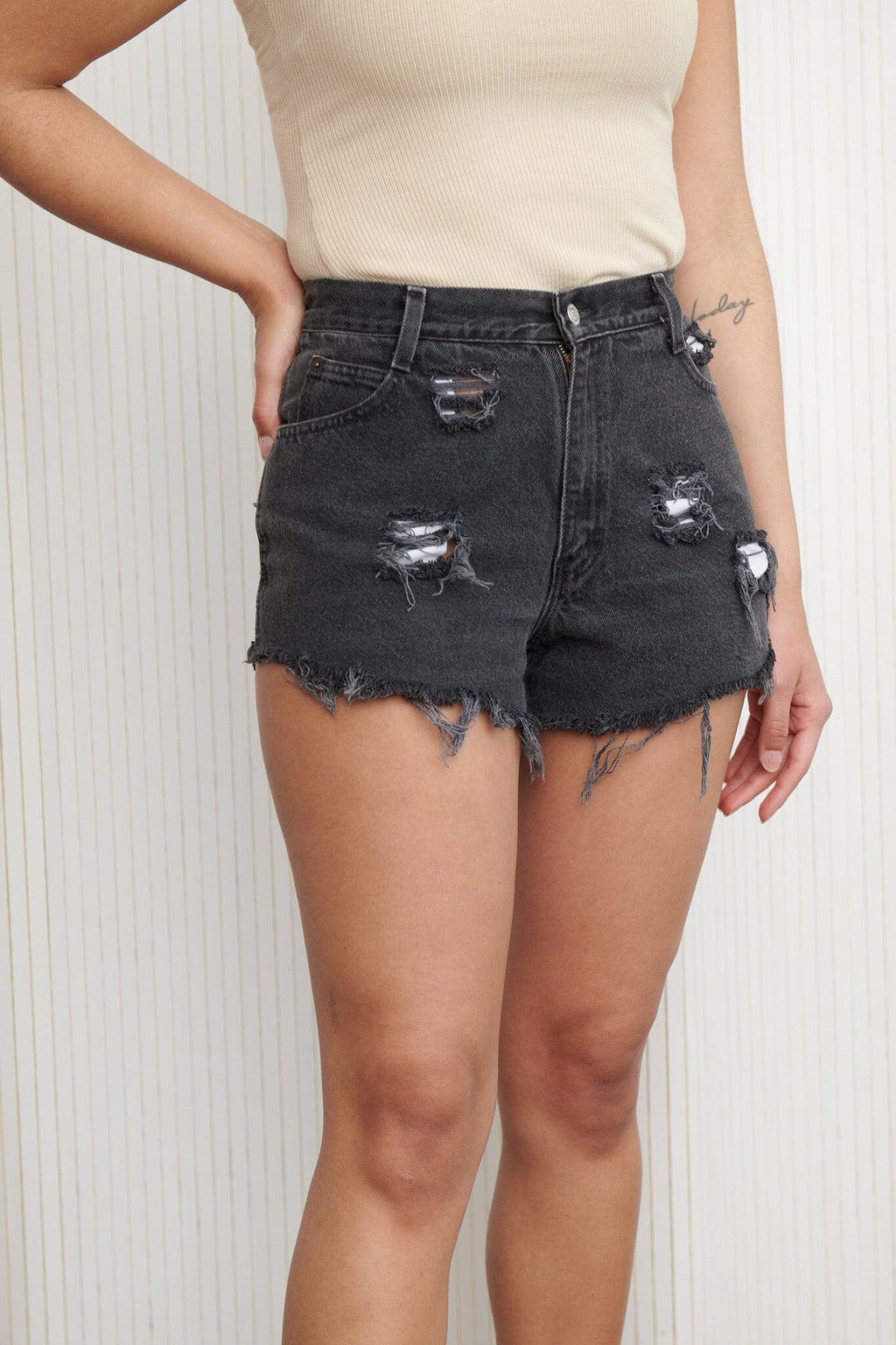 GITANO Black Distressed Cut Offs SZ 28 Shorts GITANO