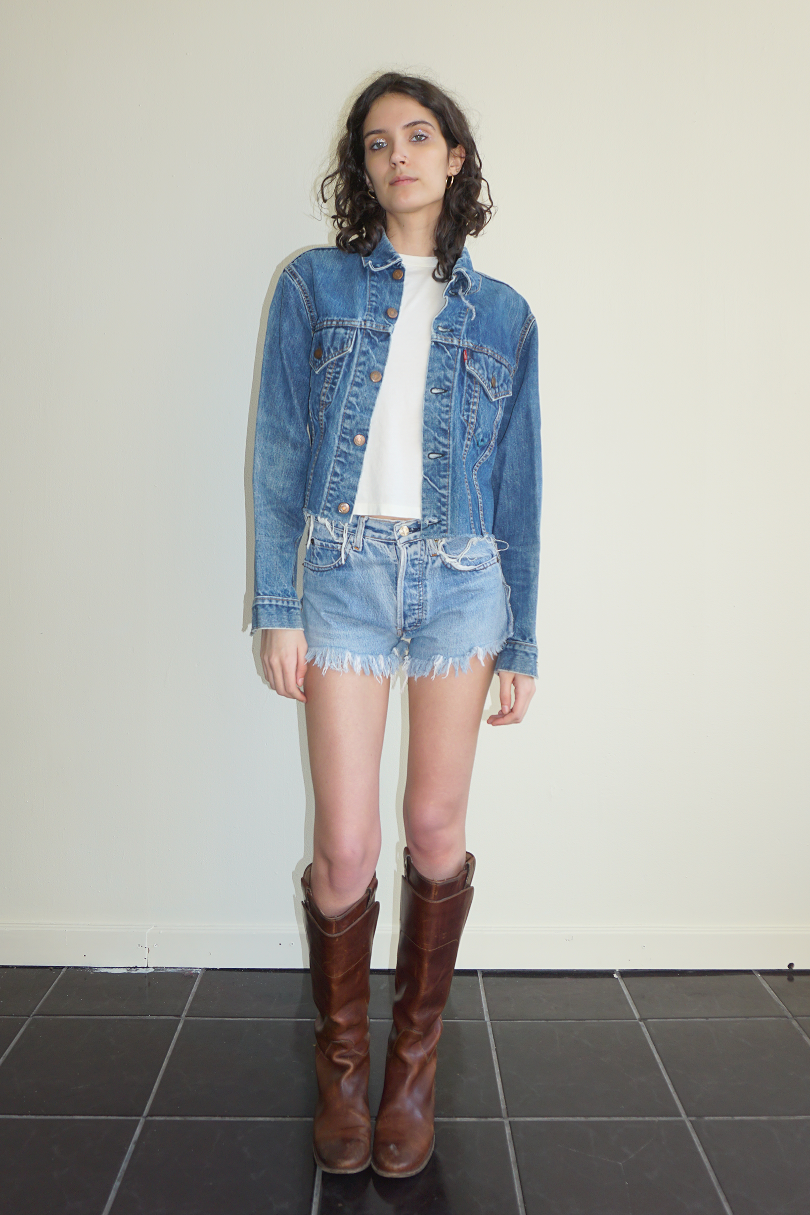 Levi's Cropped Dark Wash Big E Type III Jacket SZ Medium