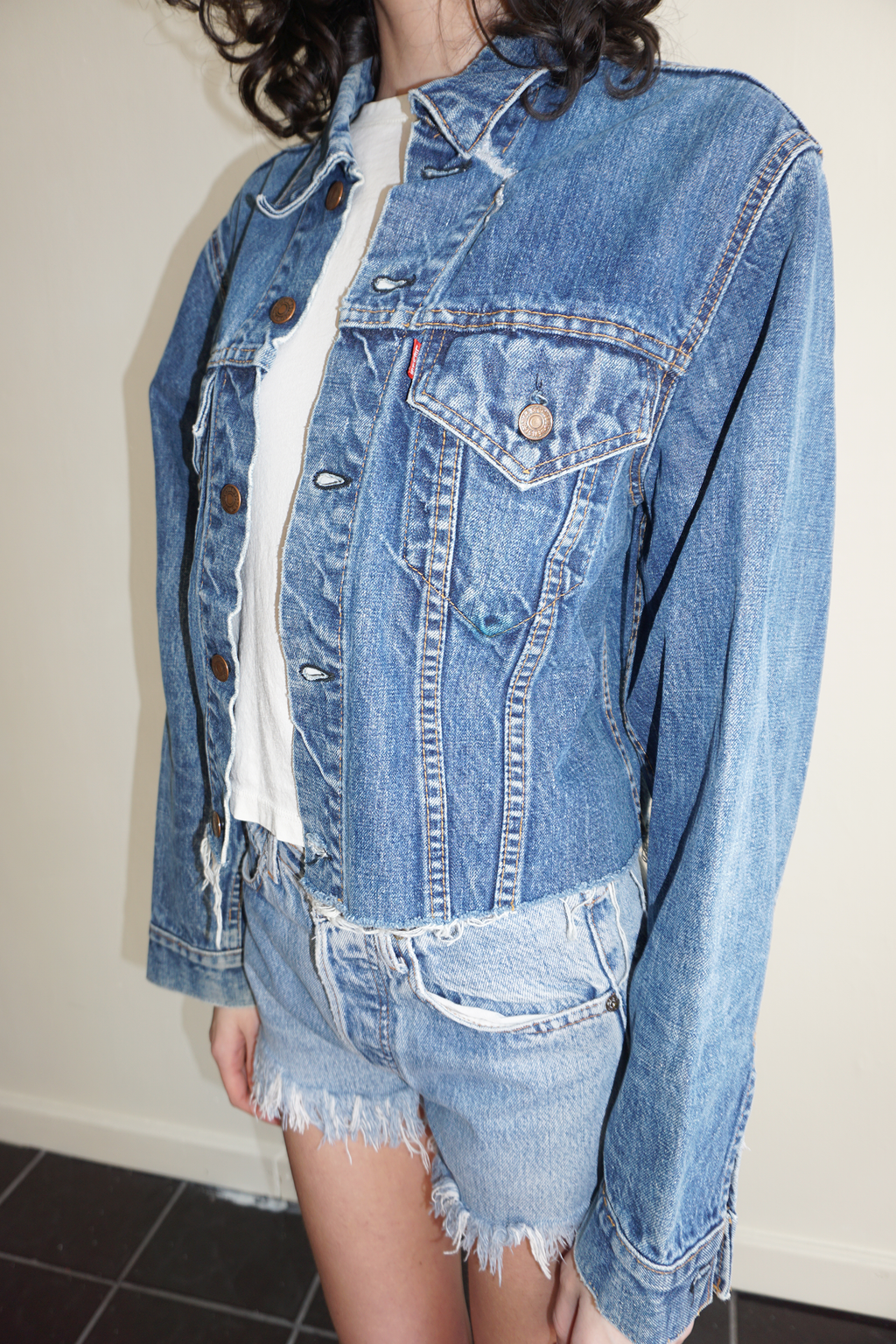 Levi's Cropped Dark Wash Big E Type III Jacket SZ Medium