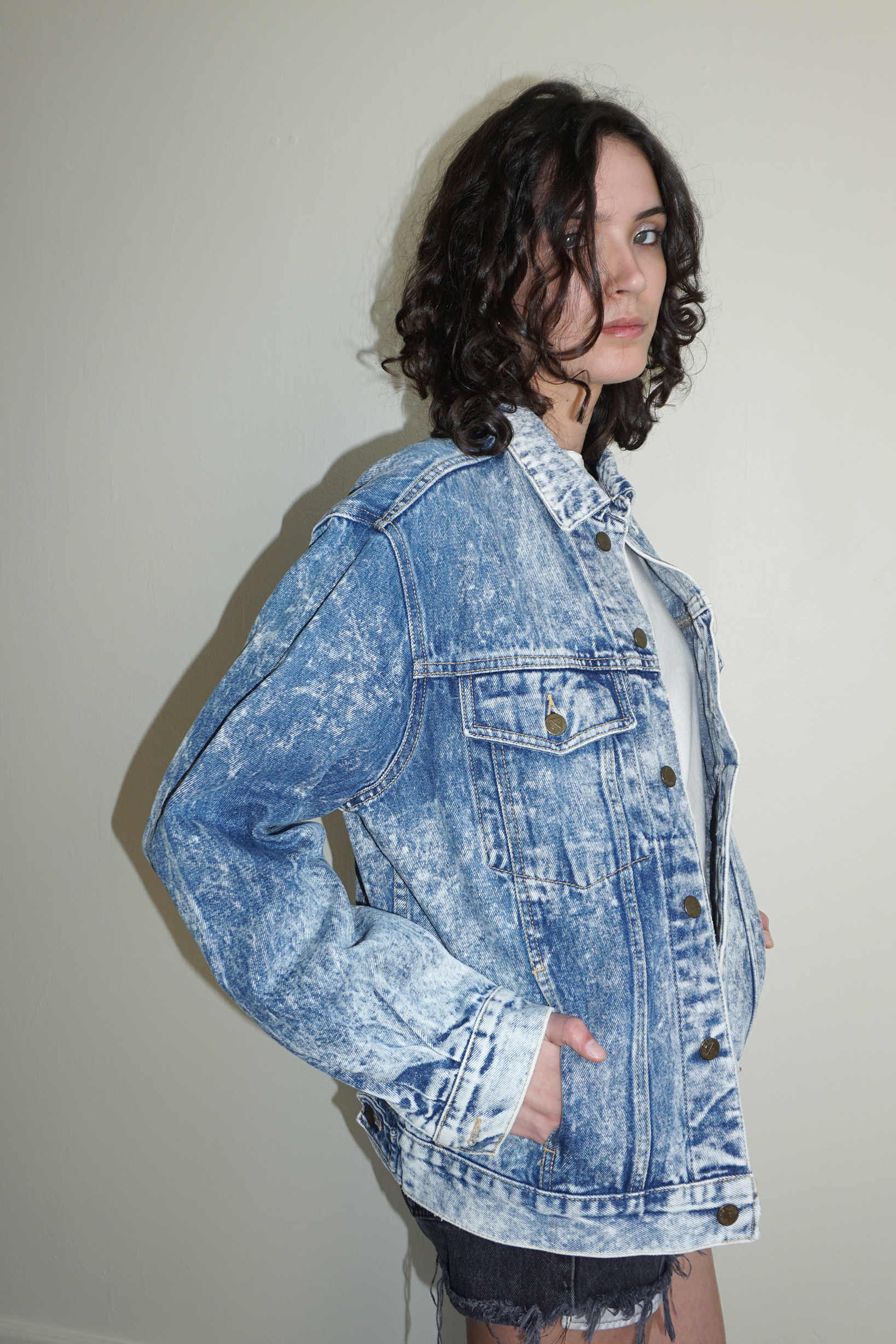 GUESS Acid Wash Denim Jacket SZ Small