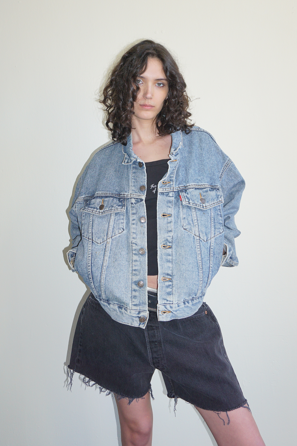 Levi’s Cropped Oversize Medium Wash Jacket SZ Small