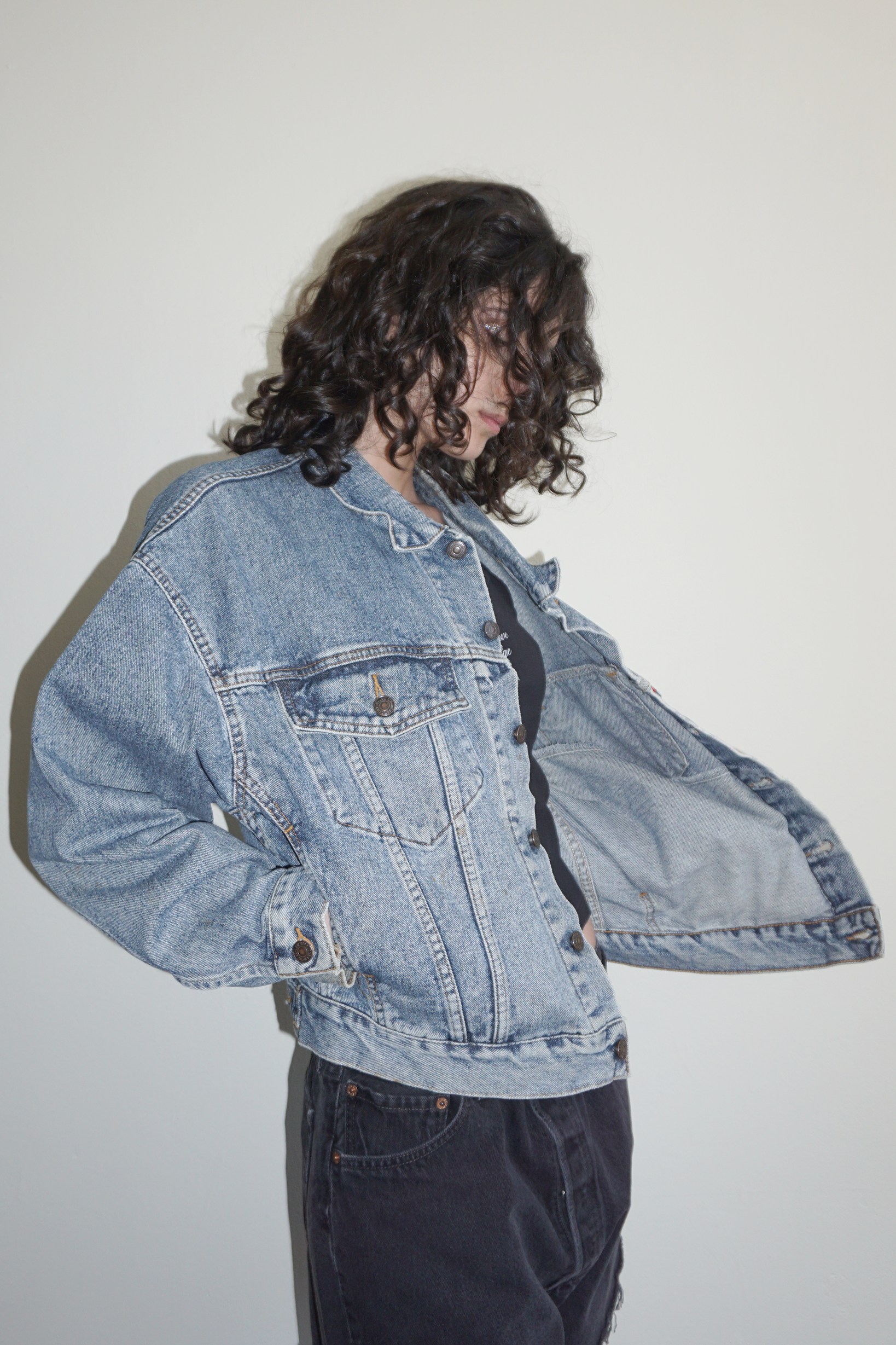Levi’s Cropped Oversize Medium Wash Jacket SZ Small