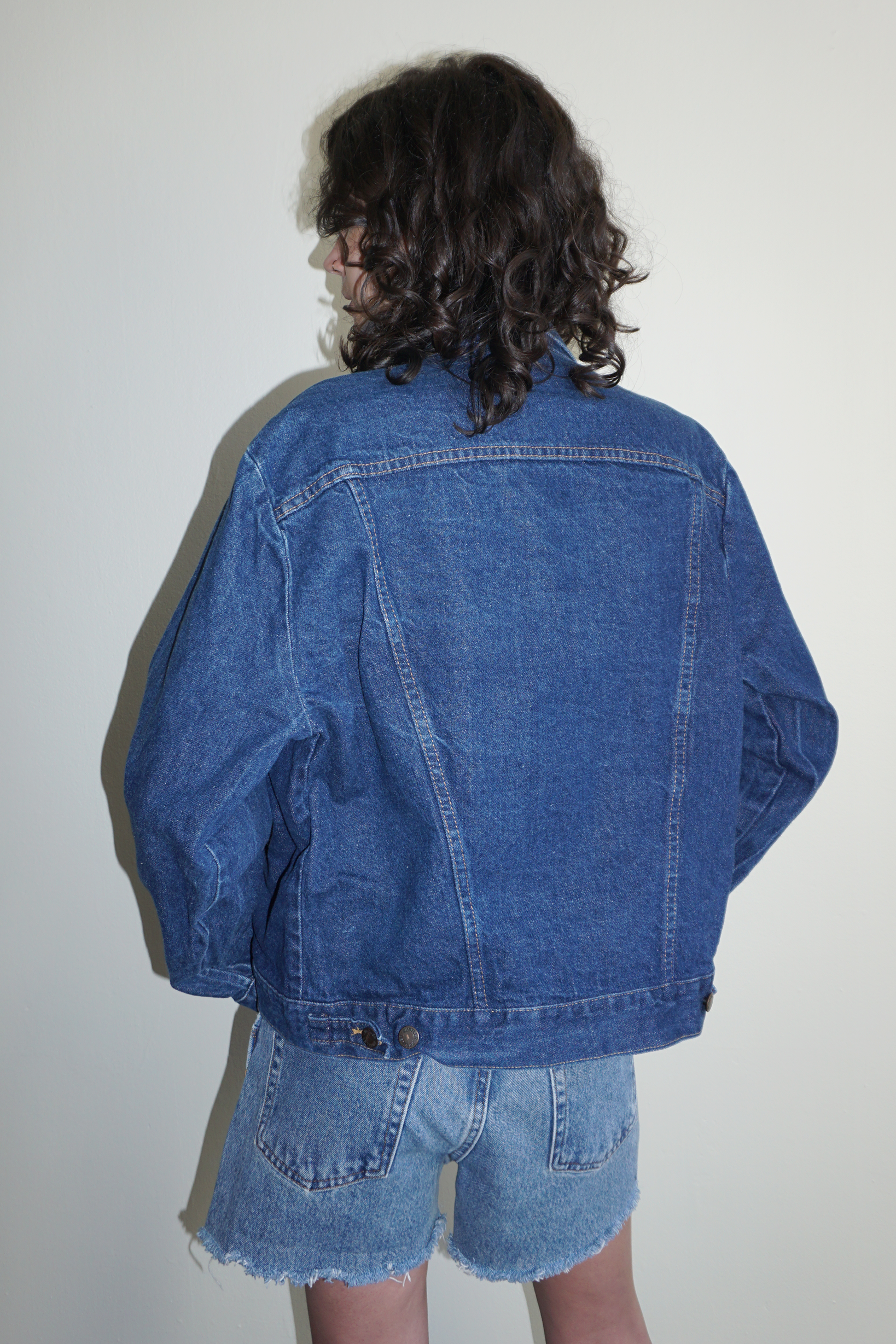 Dark Wash Rustler Trucker Jacket SZ Large