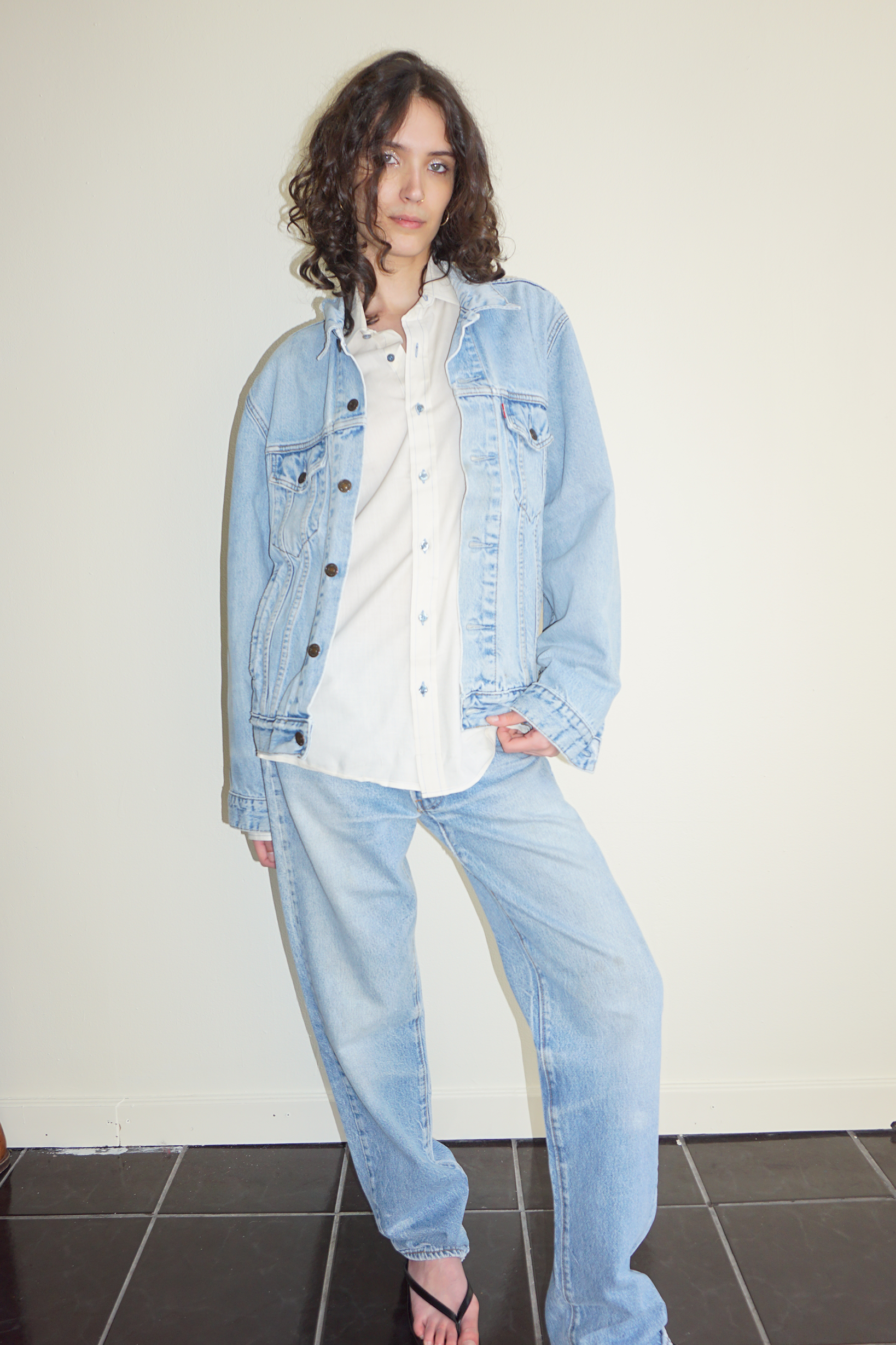 Classic Levi's Light Wash Trucker Jacket SZ Medium