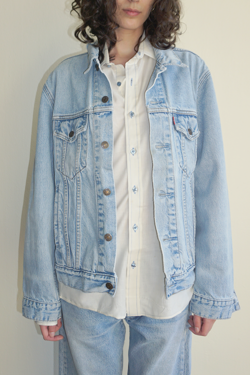 Classic Levi's Light Wash Trucker Jacket SZ Medium