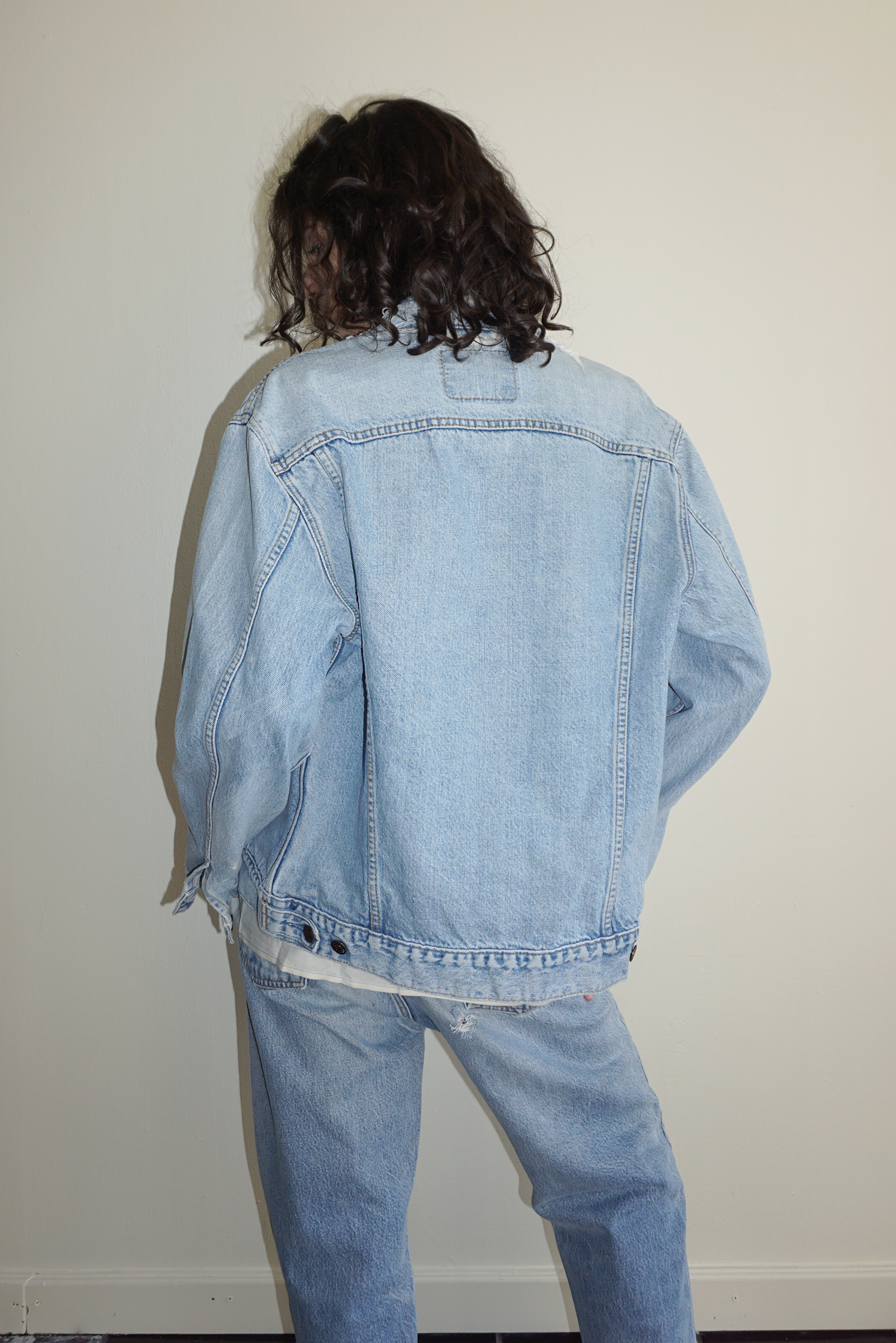 Classic Levi's Light Wash Trucker Jacket SZ Medium