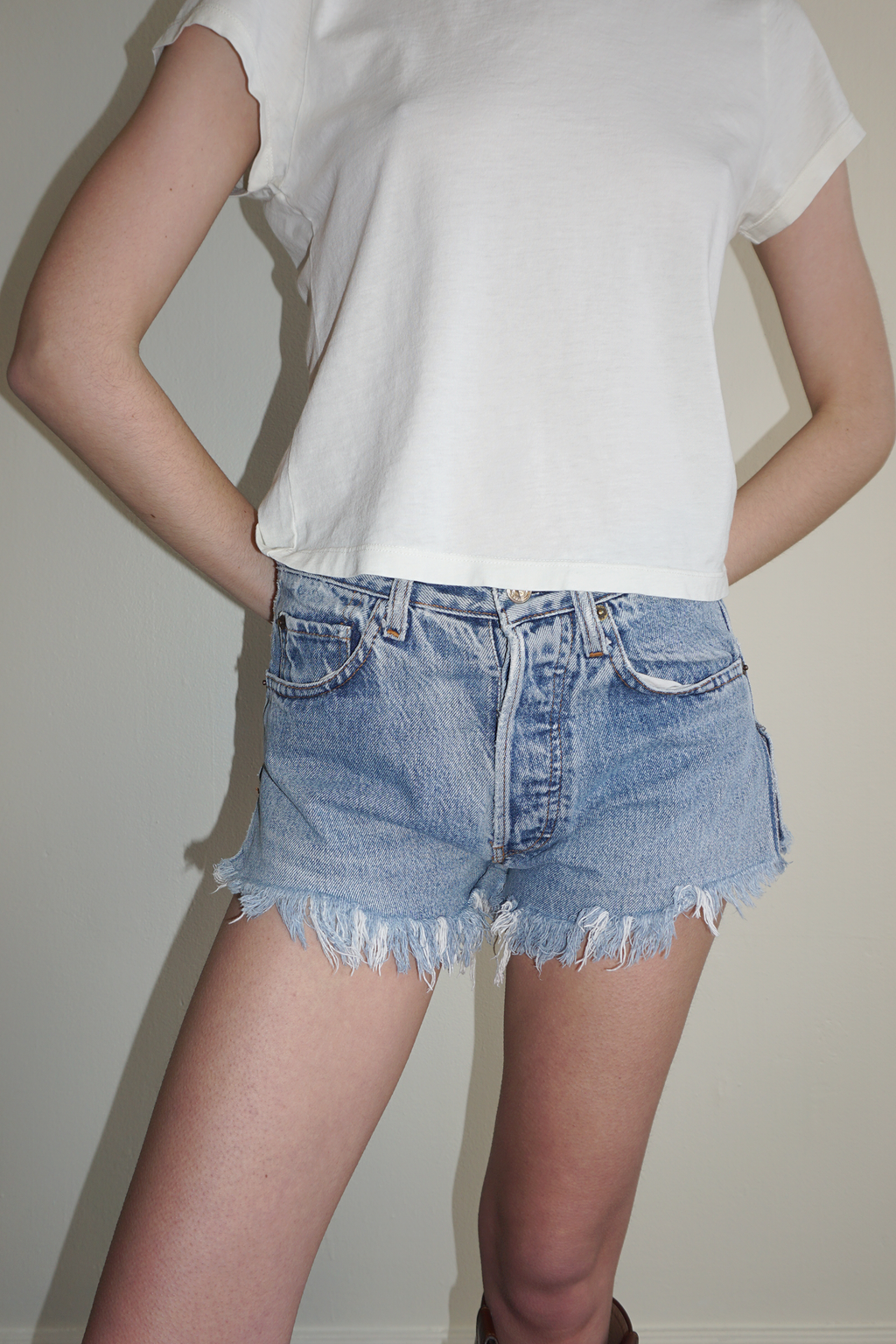 Levi's Hand Distressed Light Wash 501 Cut Off Shorts SZ 26